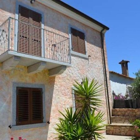 Agriturismo Lu Stabbiacciu アリエントゥ エクステリア 写真