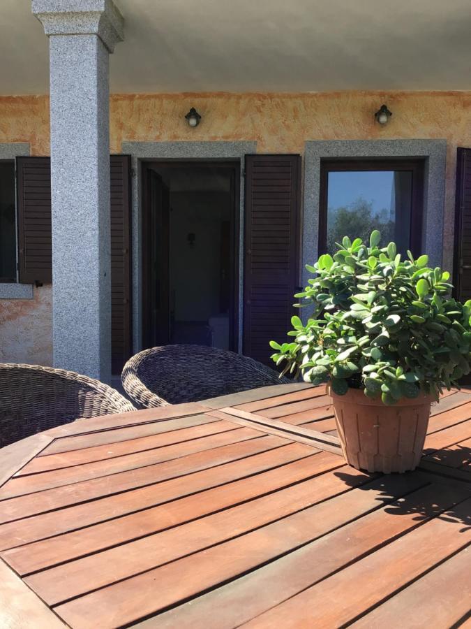 Agriturismo Lu Stabbiacciu アリエントゥ エクステリア 写真