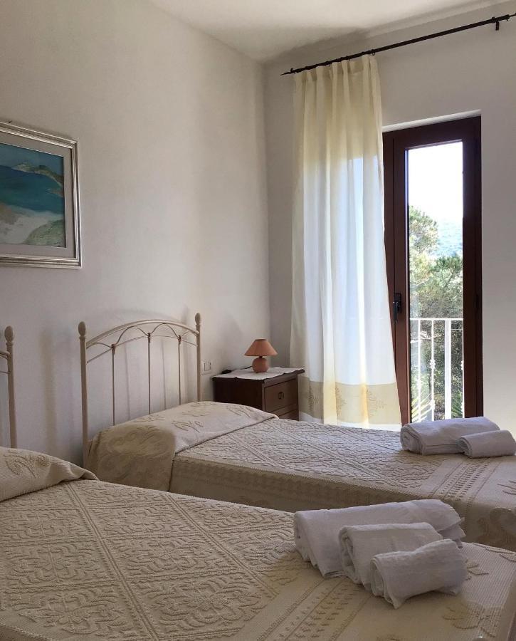 Agriturismo Lu Stabbiacciu アリエントゥ エクステリア 写真