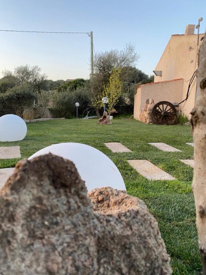 Agriturismo Lu Stabbiacciu アリエントゥ エクステリア 写真