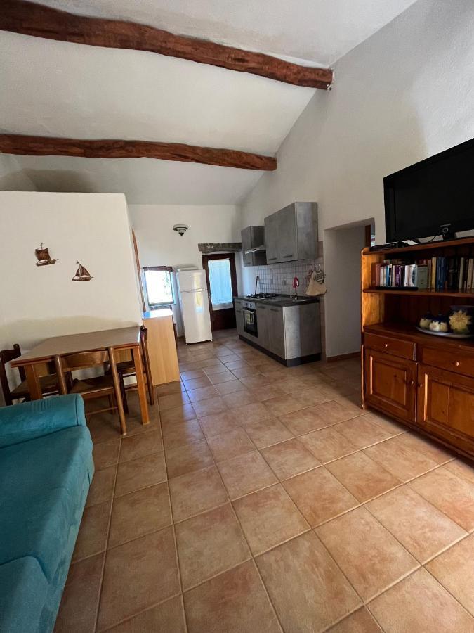 Agriturismo Lu Stabbiacciu アリエントゥ エクステリア 写真